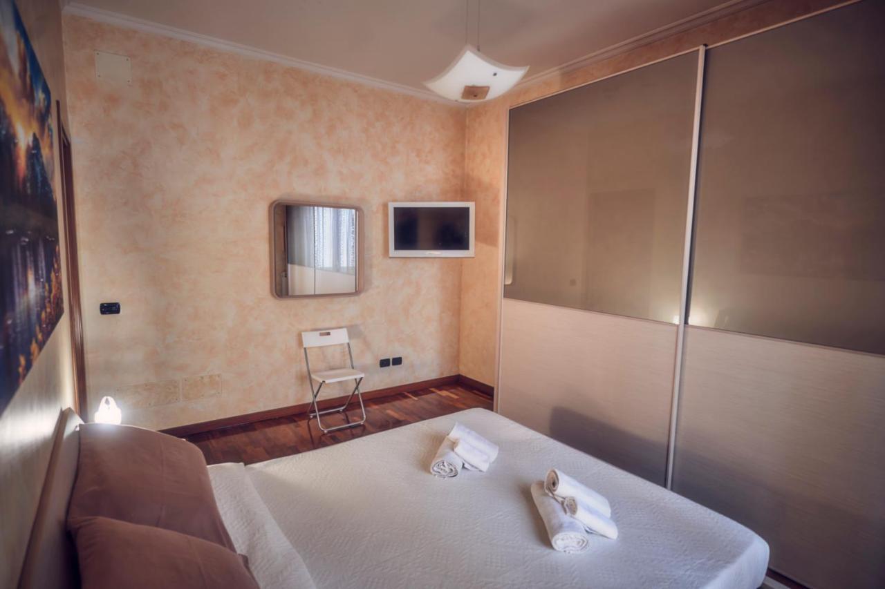 Travelershome Ciampino Suite Exterior photo