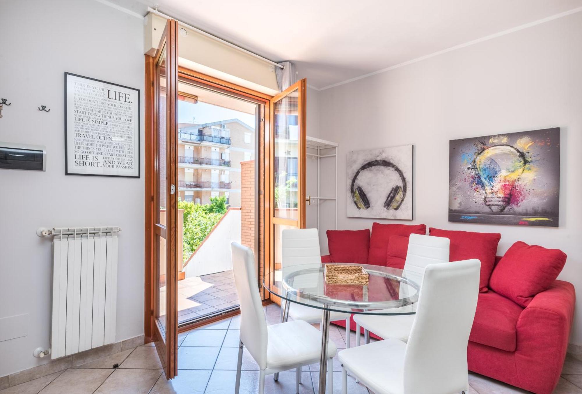 Travelershome Ciampino Suite Exterior photo