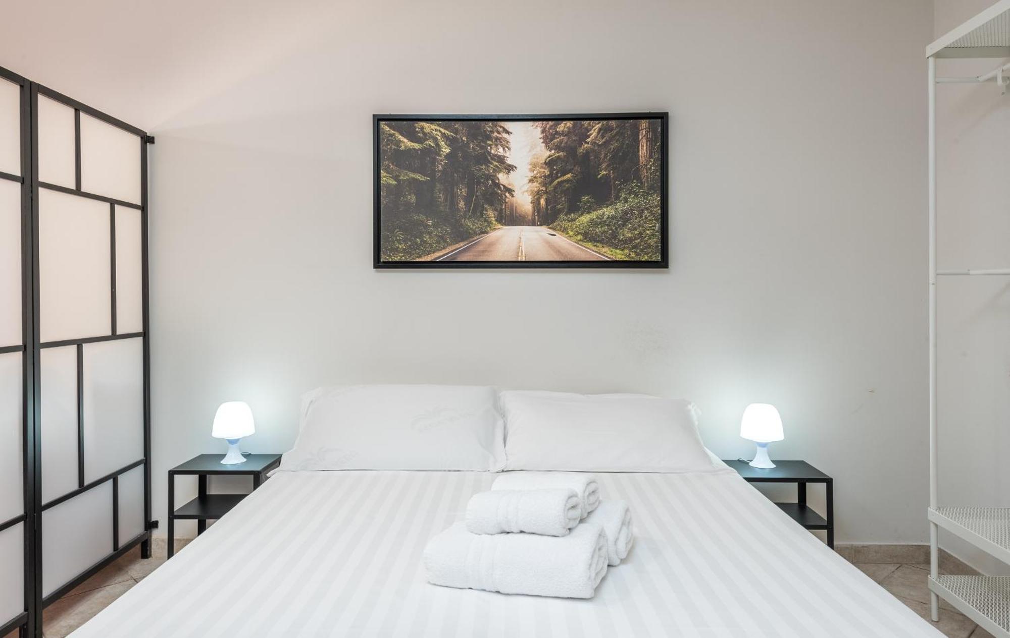 Travelershome Ciampino Suite Exterior photo